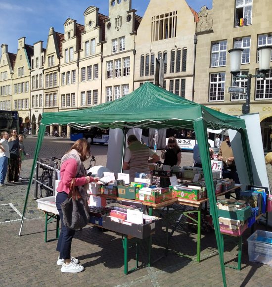 Benefizveranstaltung Alte Autos – Alte Bücher 2024 Foto: FKHZ.
